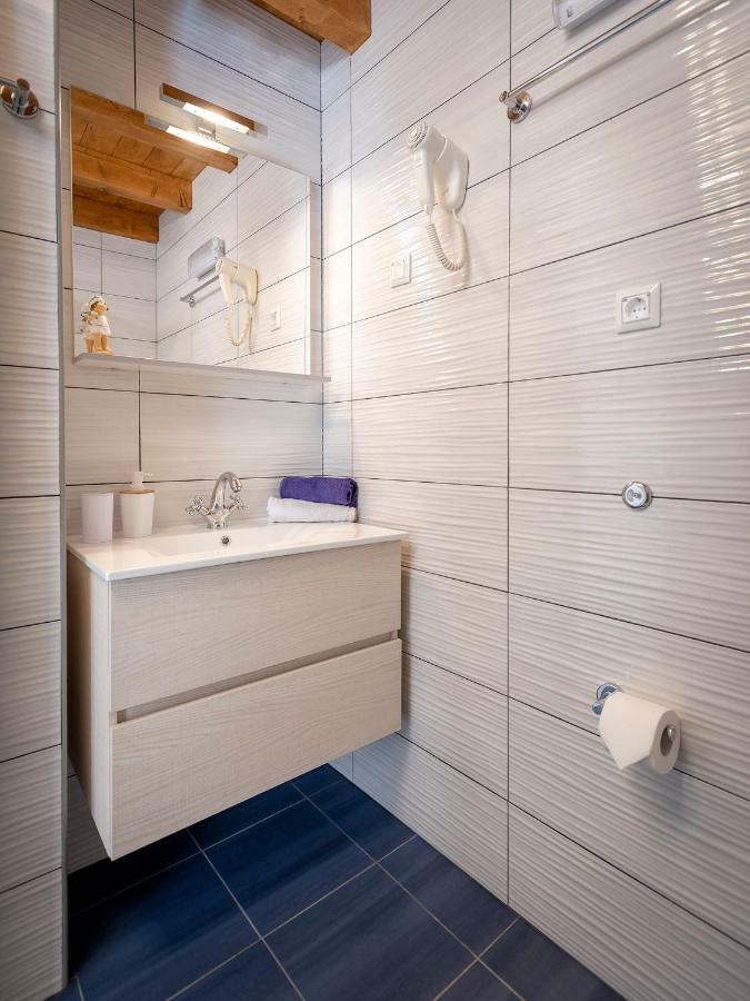 Old Town Apartment Mare Хвар Екстериор снимка
