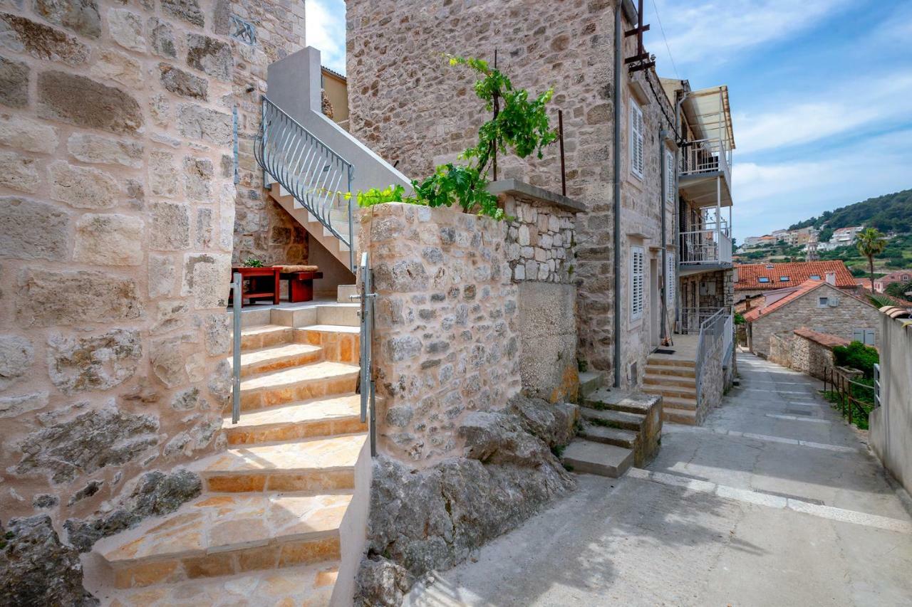Old Town Apartment Mare Хвар Екстериор снимка